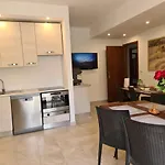 Al Mare 3* לידו די קאמאיורה