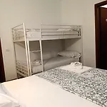 לינה וארוחת בוקר Al Mare