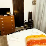 Al Mare לידו די קאמאיורה