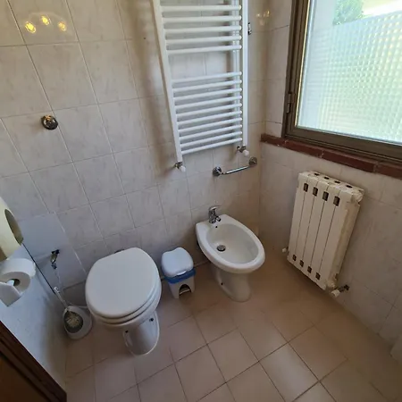 Al Mare Oda ve Kahvaltı Lido di Camaiore