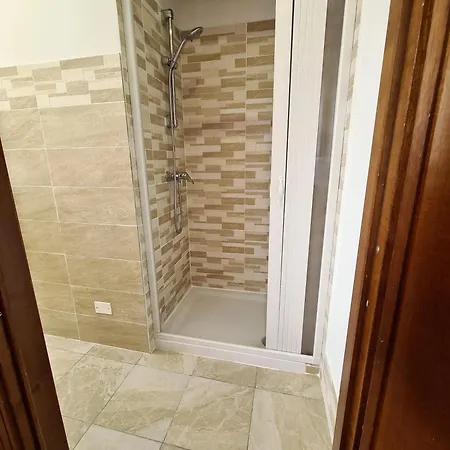 Oda ve Kahvaltı Al Mare Lido di Camaiore