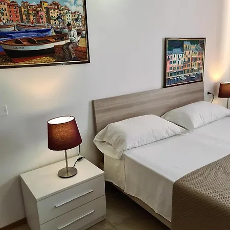 Al Mare Bed & Breakfast *