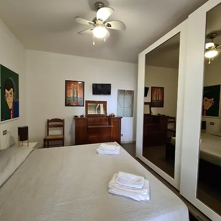 Al Mare Bed & Breakfast